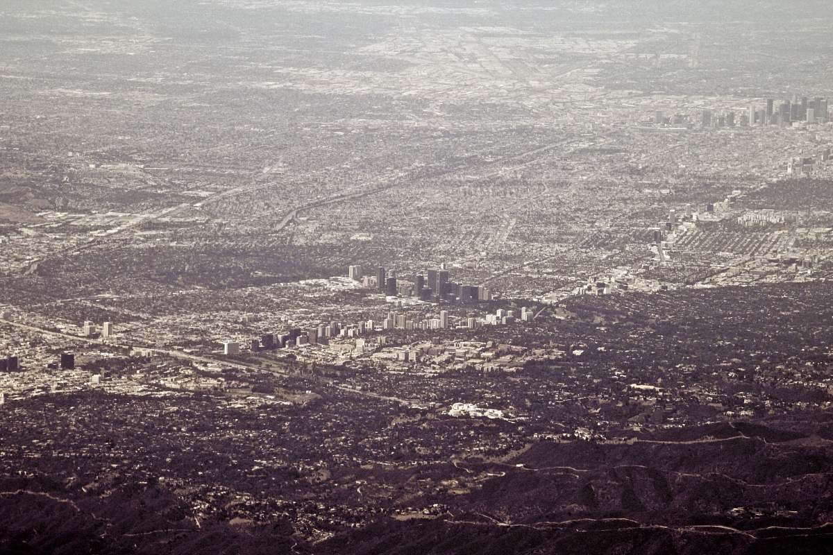nature aerial photo of high-rise buildings during daytime grey